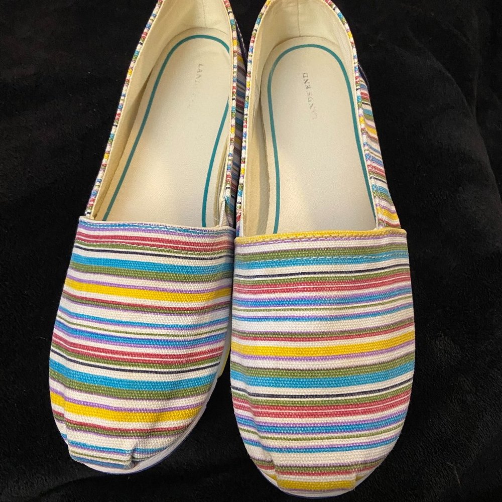 LANDS END SHOES SIZE 7.5  2/$25